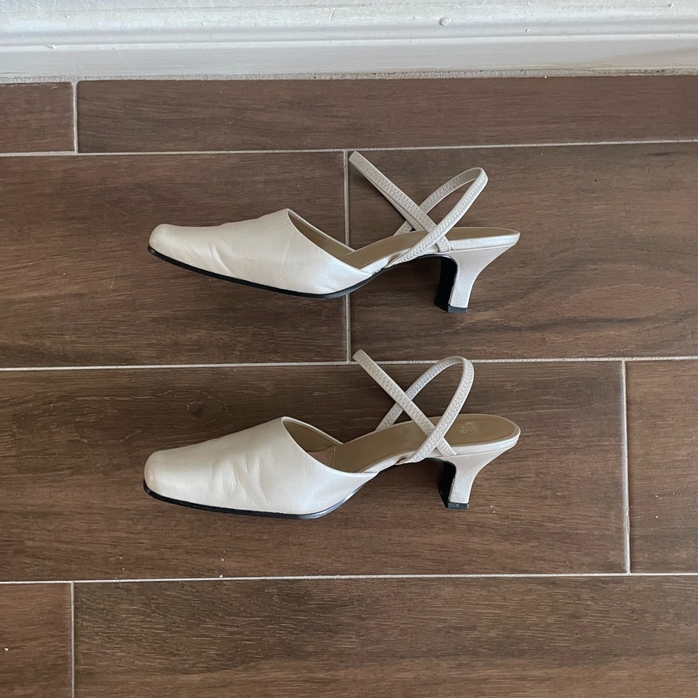 Liz Claiborne Leather Slingback Escort Heels - LT Taupe Luster Kidskin